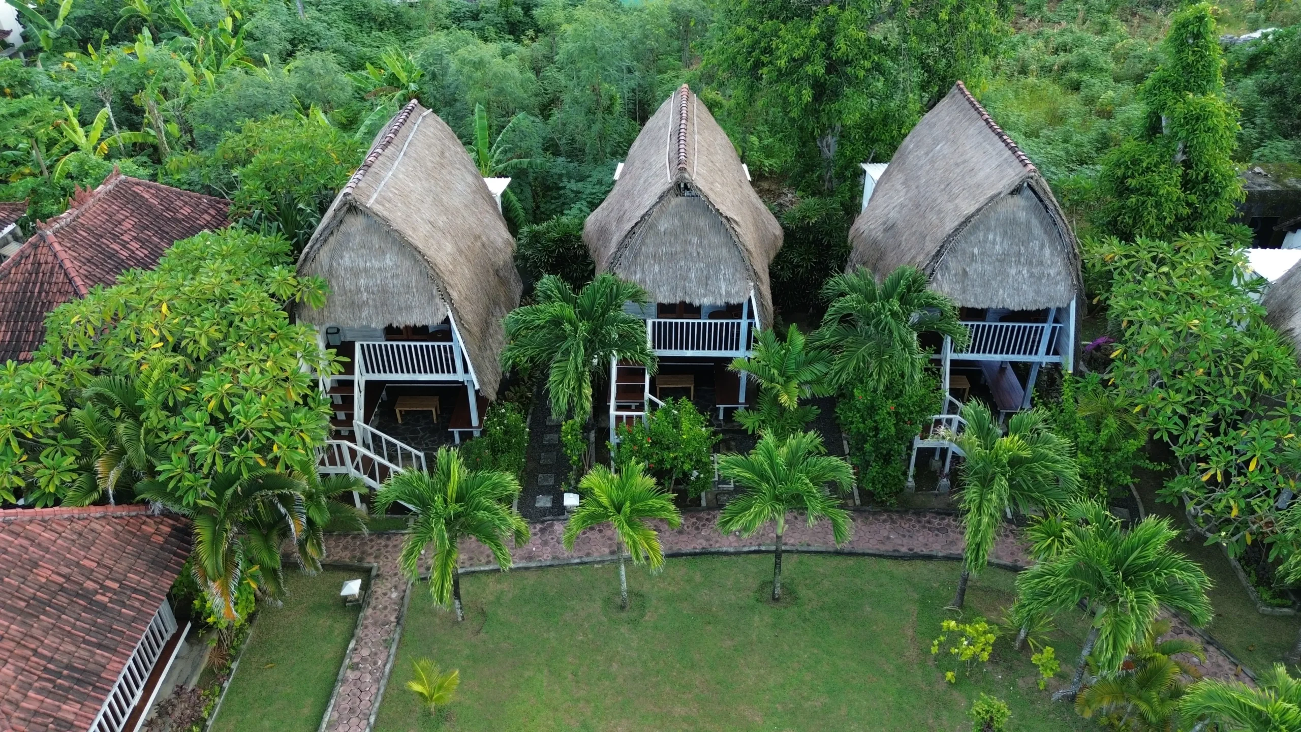 Abian Huts Dream Beach Nusa Lembongan accommodation